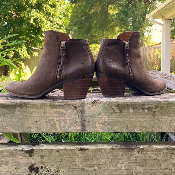 Frye Shoes - Frye Leather Ankle Booties
